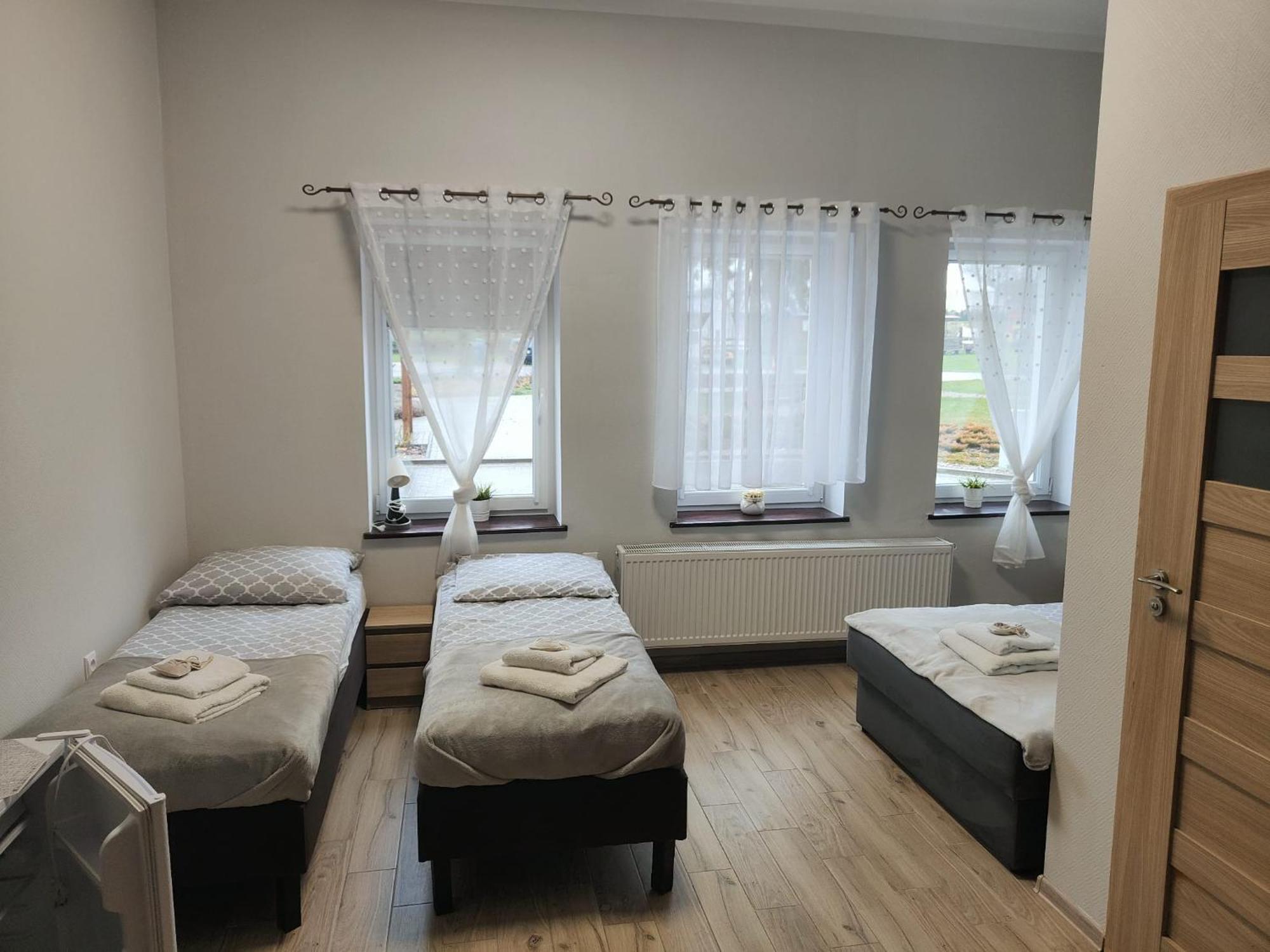 Palac Pod Bocianim Gniazdem Runowo  Exterior foto